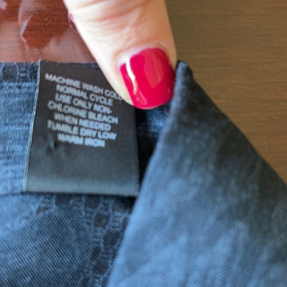 5 for $50 Van Heusen Shirt - Picture 4 of 4